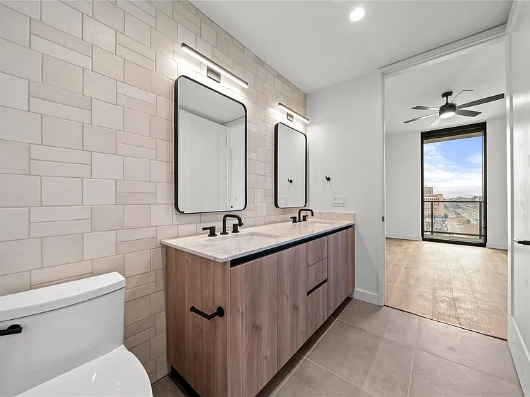 84 East Ave #2203 — Photo 11