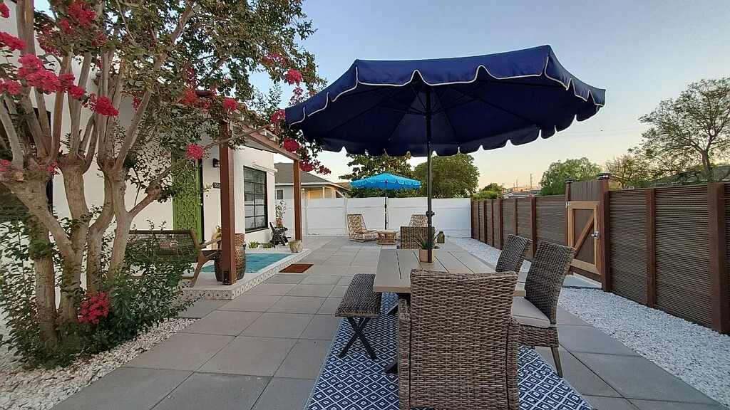 5512 Willowcrest Ave — Photo 4