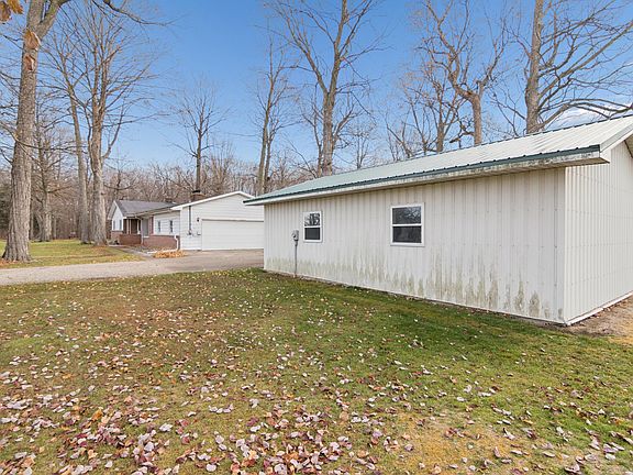 4th image of 1172 Rustic Hills Dr