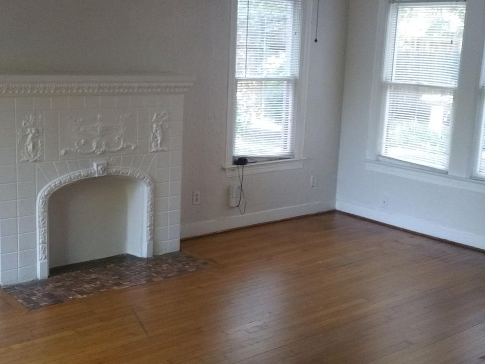 1st image of 6262 Richmond Ave