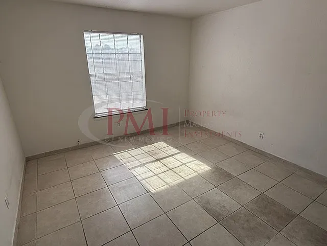 2454 La Fonda Apt. D — Photo 7
