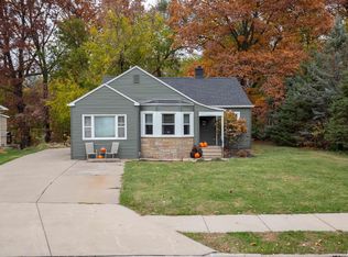 1908 46th St, Moline, IL 61265