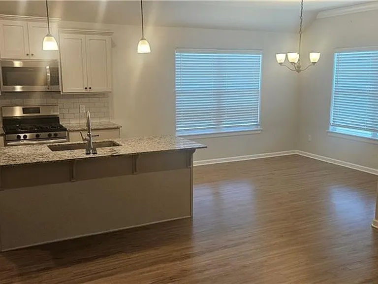 302 S Emerald Woods Run — Photo 3
