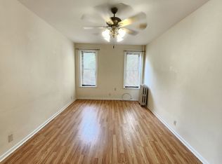 30-97 32nd St #2R, Astoria, NY 11102
