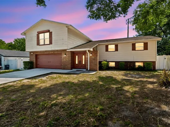 2620 GIANT PLACE, SEFFNER, FL 33584
