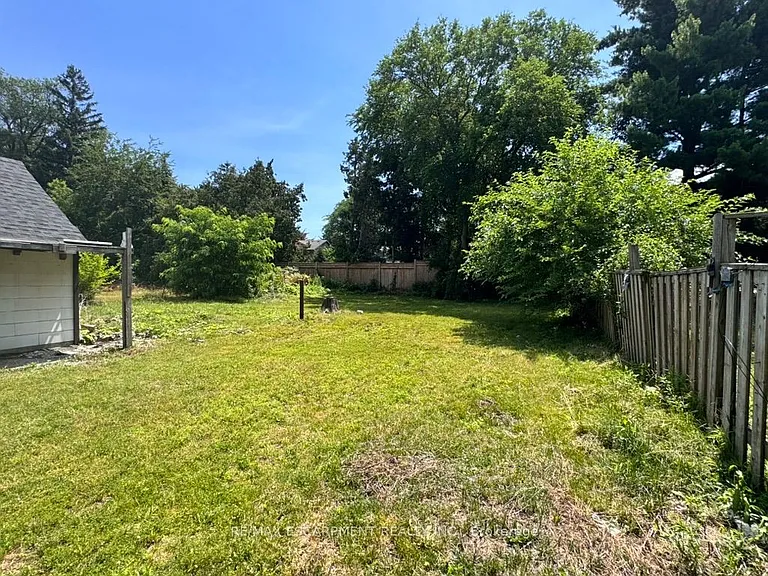 46 Plains Rd E #UPPER — Photo 21