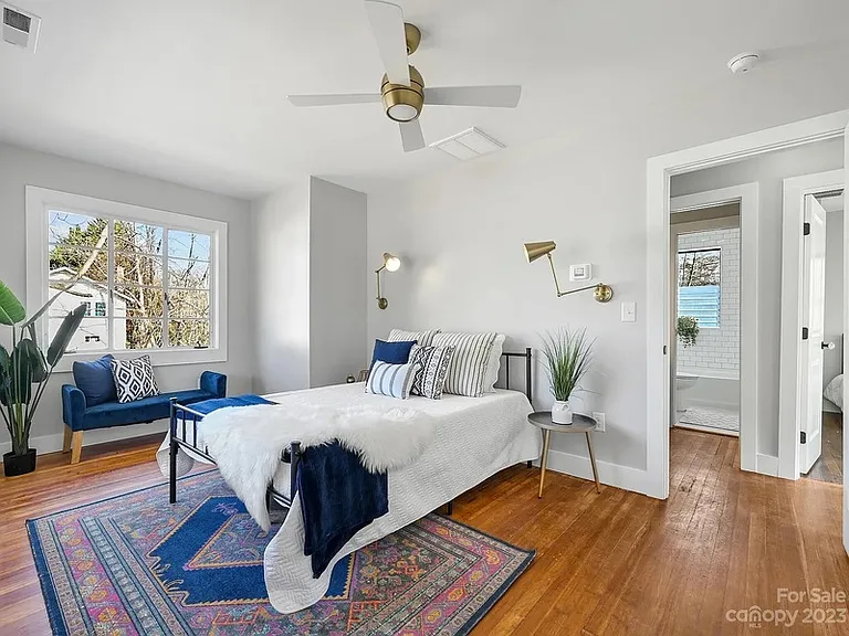 1016 Patton St — Photo 13
