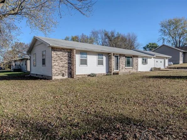 1439 W Commercial St, Buffalo, MO 65622