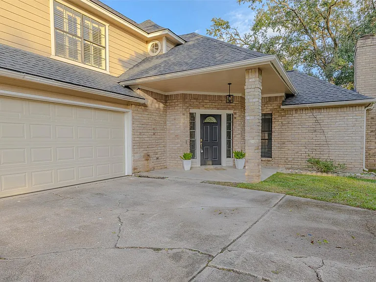 9810 Jockey Club Dr — Photo 19