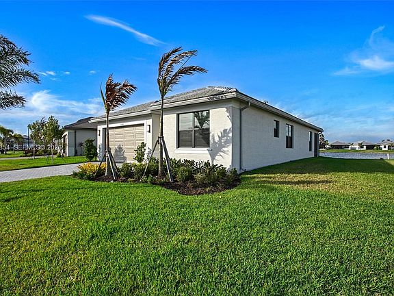 2nd image of 12799 SW Middlecreek Rd