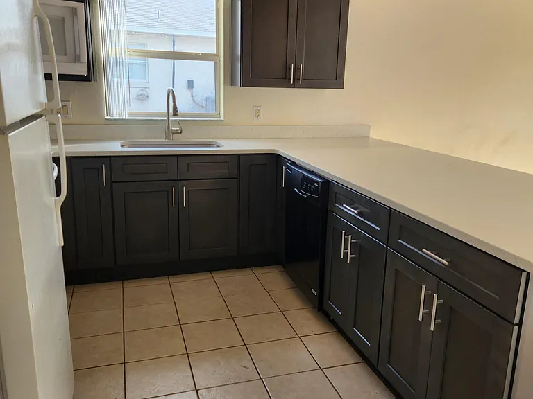 52 Atlantic Oaks Cir #B — Photo 16