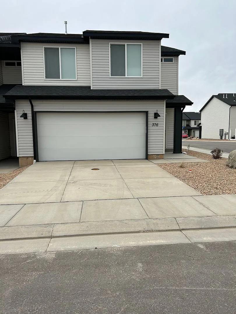 Charming Townhome — Photo 1