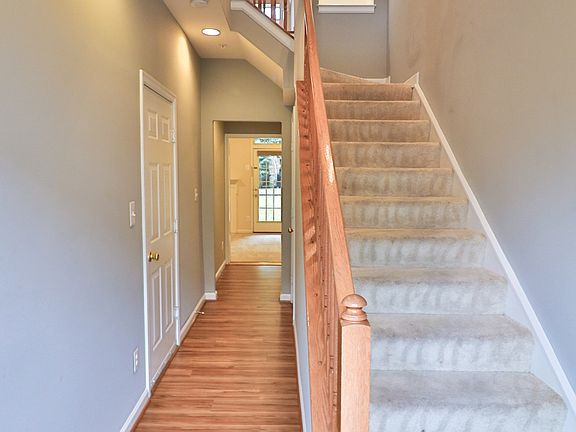 4th image of 3519 Ellery Cir #1