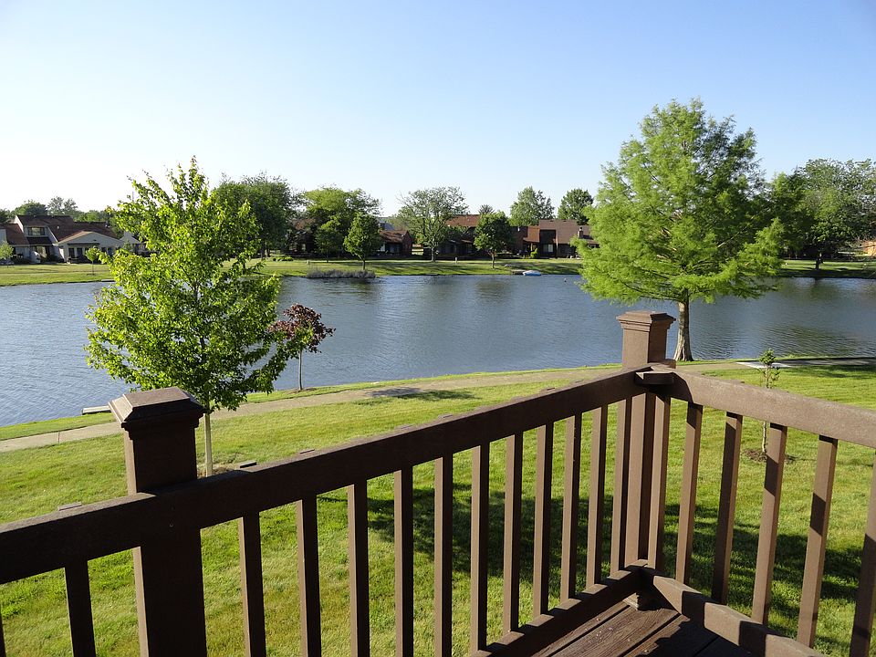 2nd image of 2111 Harbortown Cir