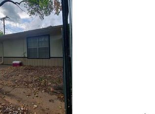 1724 W Sanford St, Arlington, TX 76012