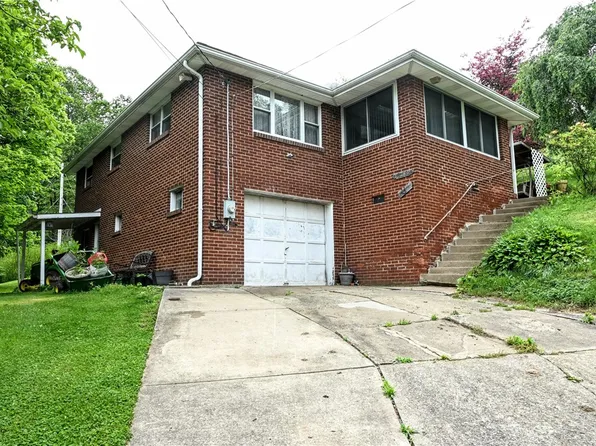 950 Tourman St, Coulters, PA 15028