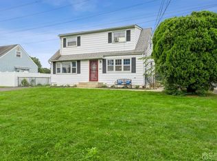 23 Longfield Rd, New Brunswick, NJ 08901