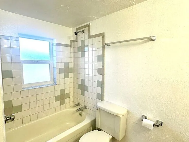 910 Sahwatch St — Photo 9