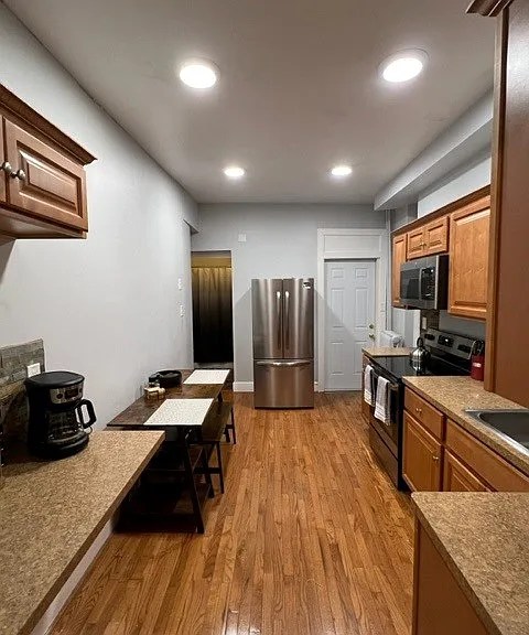308 N 2nd St #4 — Photo 3