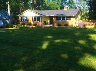 15 Forest Dr, Flemington, NJ 08822