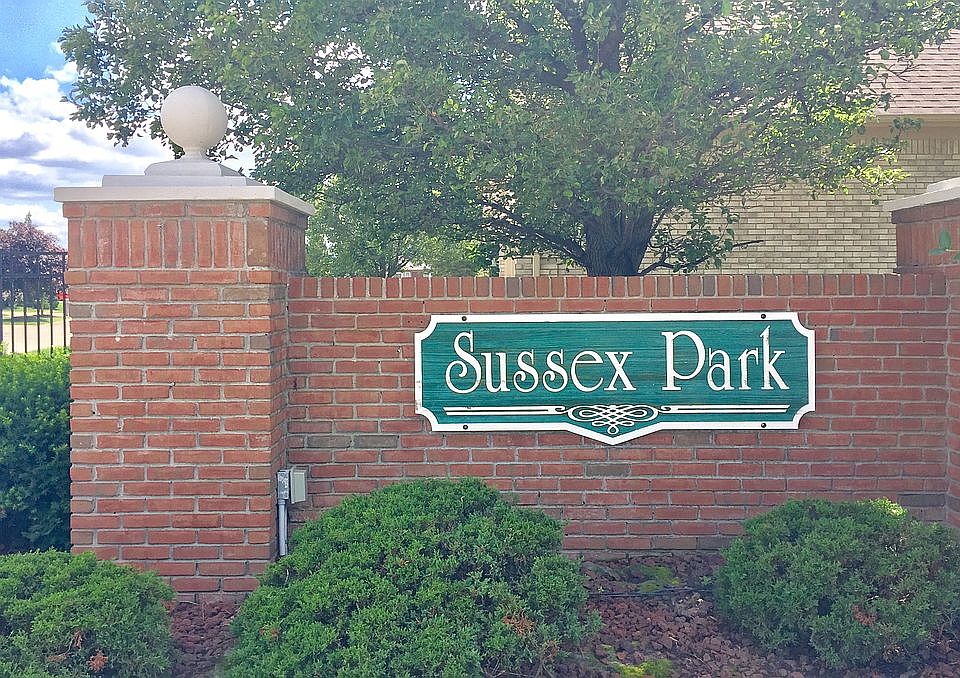 2nd image of 42748 Tessmer Dr