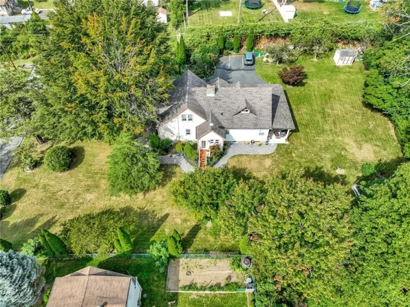 36 Cottage Place, Nanuet, NY 10954