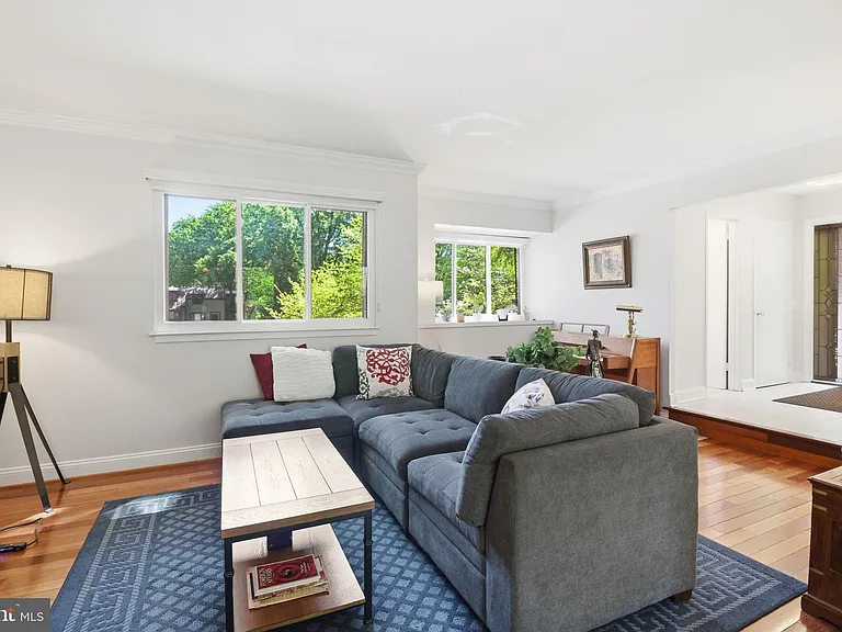 1509 Farsta Ct — Photo 14