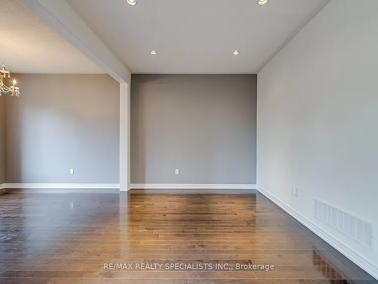 20 Wellman Cres — Photo 15