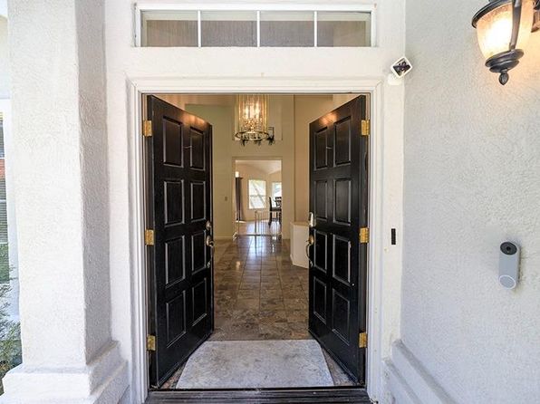 2012 Canyon Lake Dr, Modesto, CA 95355