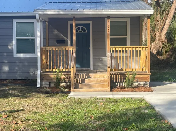 5253 Sunderland Rd, Jacksonville, FL 32210