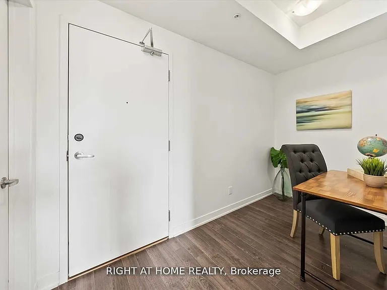 3560 Saint Clair Ave E #217 — Photo 3