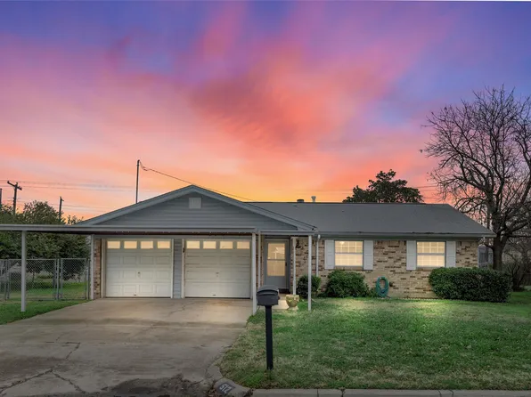 512 S Kate St, White Settlement, TX 76108