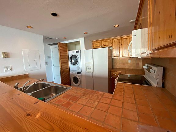 2nd image of 400 S Pointe Dr APT 1808