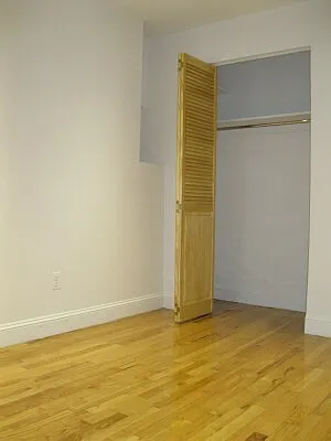 Rented by Tower Brokerage | media 33