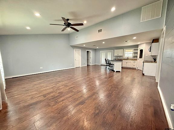 2nd image of 1325 Fm 23 W