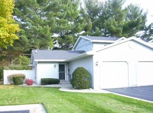 1408 Pheasant Ridge Dr #33, Midland, MI 48640