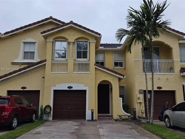 14977 SW 8th Ter #14977, Miami, FL 33194