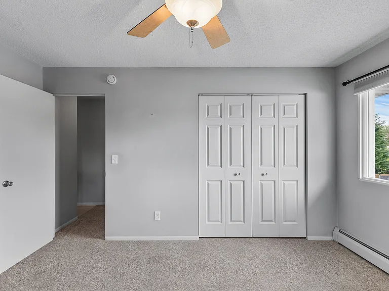 2720 Rosalyn Ct — Photo 52