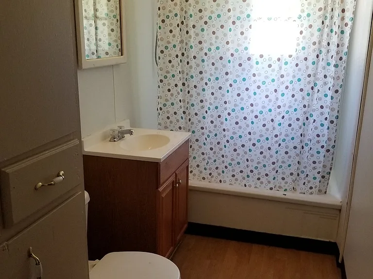 1554 SW Rogers Ave — Photo 3