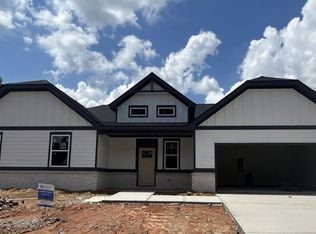 144 Eagles Crest Dr, Commerce, GA 30529