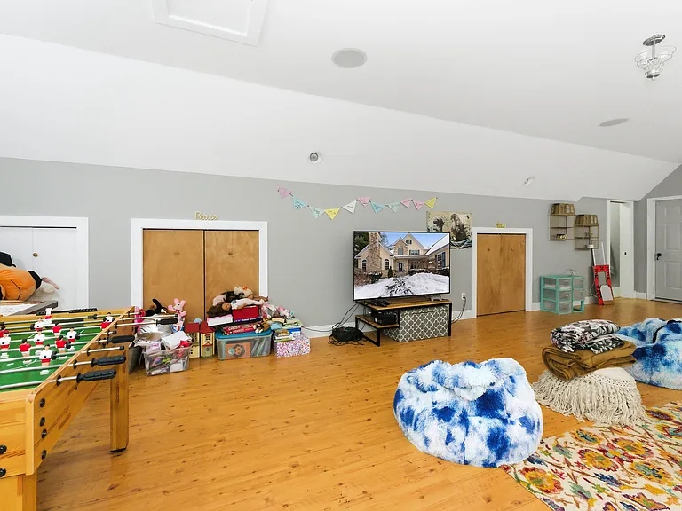 4000 Windsor Dr — Photo 21