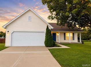 16455 Hampden Pl, Florissant, MO 63034