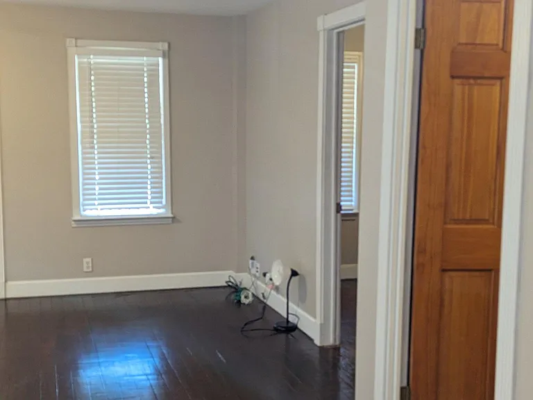 1509 Newton St — Photo 6