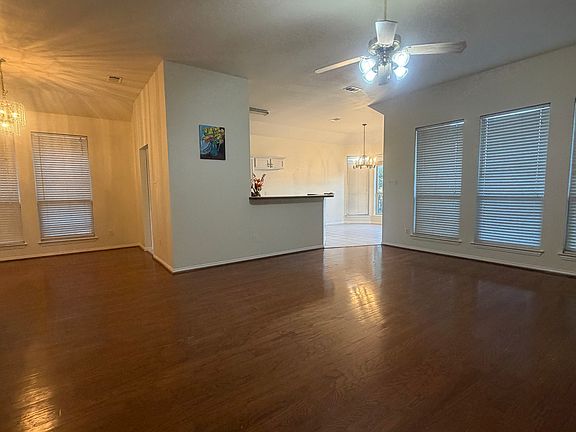 4th image of 10917 Promise Land Dr