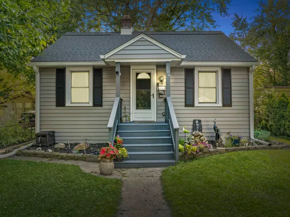 208 S California St, Hobart, IN 46342