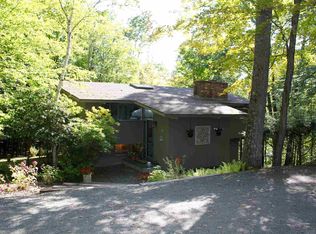 199 Morgan Rd, Hartford, VT 05047