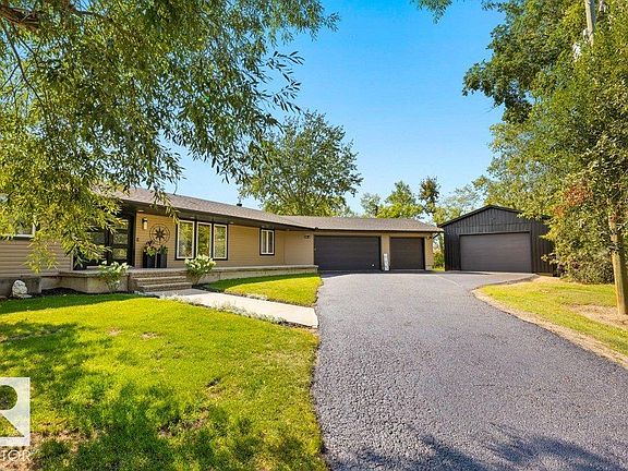 2nd image of 25421 Township Rd #554
