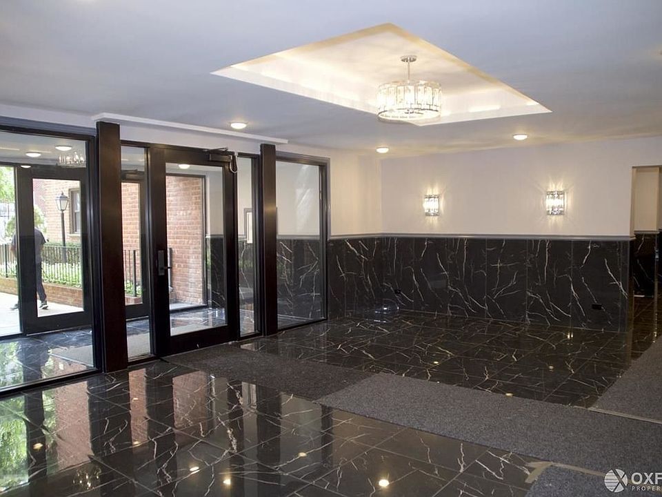 2nd image of 8330 118th St APT 5K