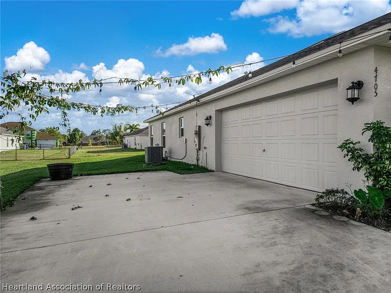 4705 Granello St — Photo 38