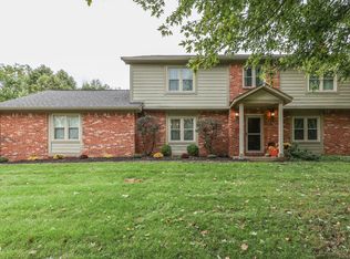 5282 Comet Dr, Greenwood, IN 46143